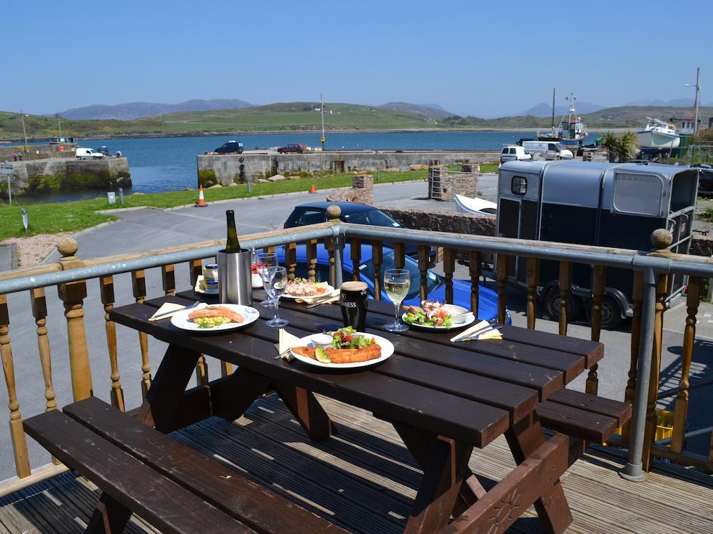 Oliver'S Seafood Bar, Bed & Breakfast Cleggan Buitenkant foto